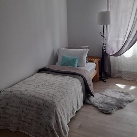 Apartman Centro เชสกาลีปา ภายนอก รูปภาพ